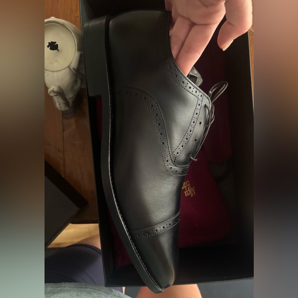 Allen Edmonds Black Leather Oxfords